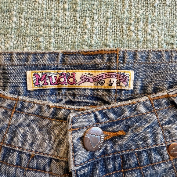 Mudd Jeans - Mid-Rise Distressed Size 1 - Picture 3 of 9